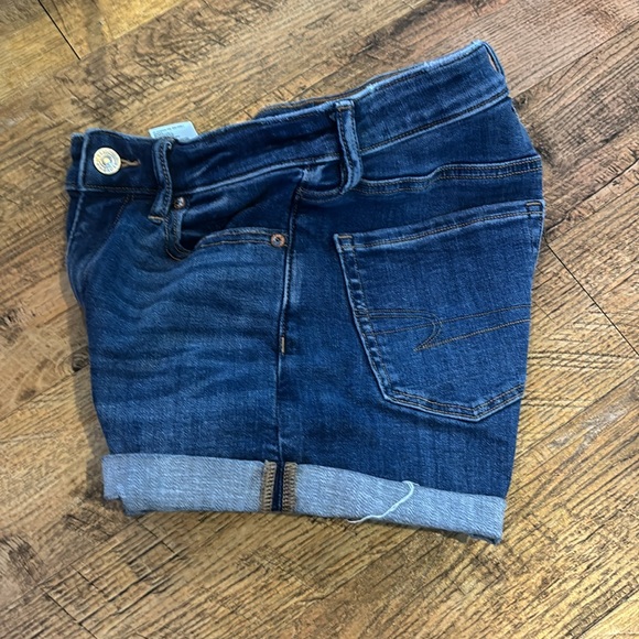 American Eagle Jean Shorts - Picture 3 of 6